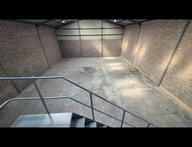 280M² FACTORY TO LET IN ANDERBOLT